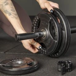 Mirafit 20kg Studio Pump Set - Black -Fitness Promotion Store Changing Plates on Mirafit 20kg Studio Pump Set